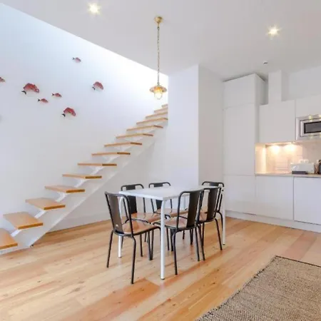 Light House Apartments - Casas da Baixa-3